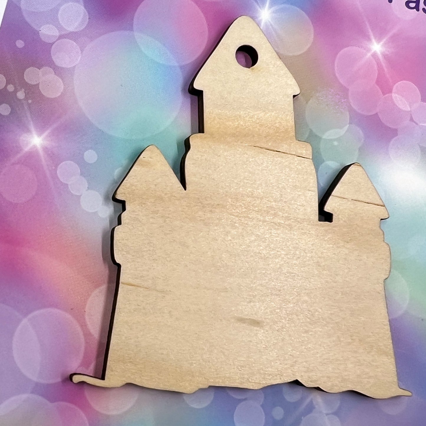 Ready-to-Colour Wooden Shape - Sandcastle 2.5"x3" 15423