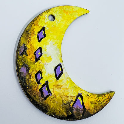 Ready-to-Colour Wooden Shape - Moon 2.5"x3" 15419