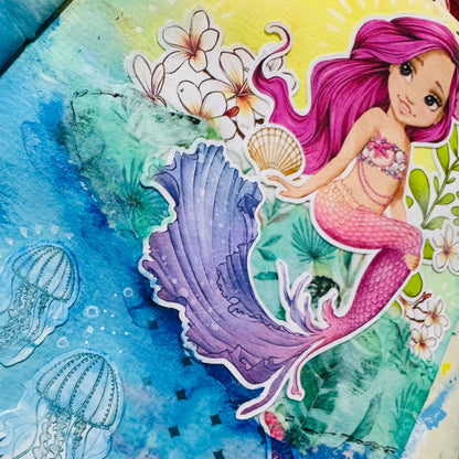 Mixed Media Bundle by Naomi-Jon Redshaw - Monday 19 August 2025 at 7pm (mmb19825)