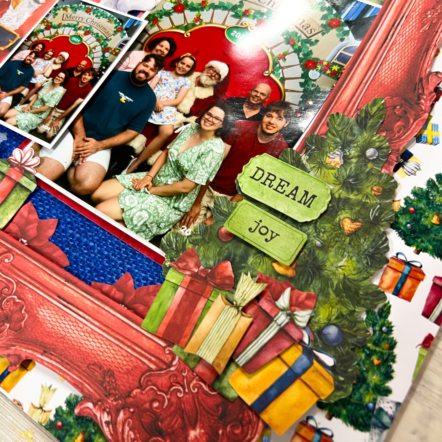 Traditional Christmas Friday Night Scrap-Along Scrapbook Layout Kit by Naomi-Jon - 21 November 2025
